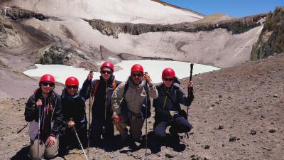 Volcán Copahue - Ascenso al Cráter (Todo Trekking)