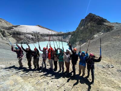 Volcán Copahue - Ascenso al Cráter (4x4 + Trekking)